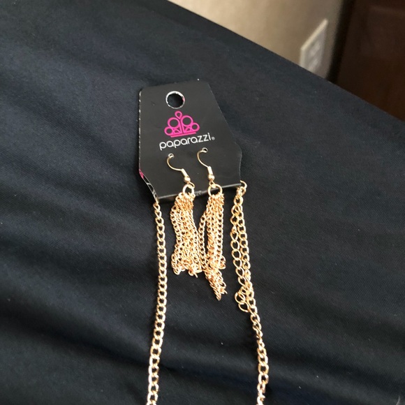 3 FOR $15🔥Necklace With Matching Earrings - Picture 3 of 3